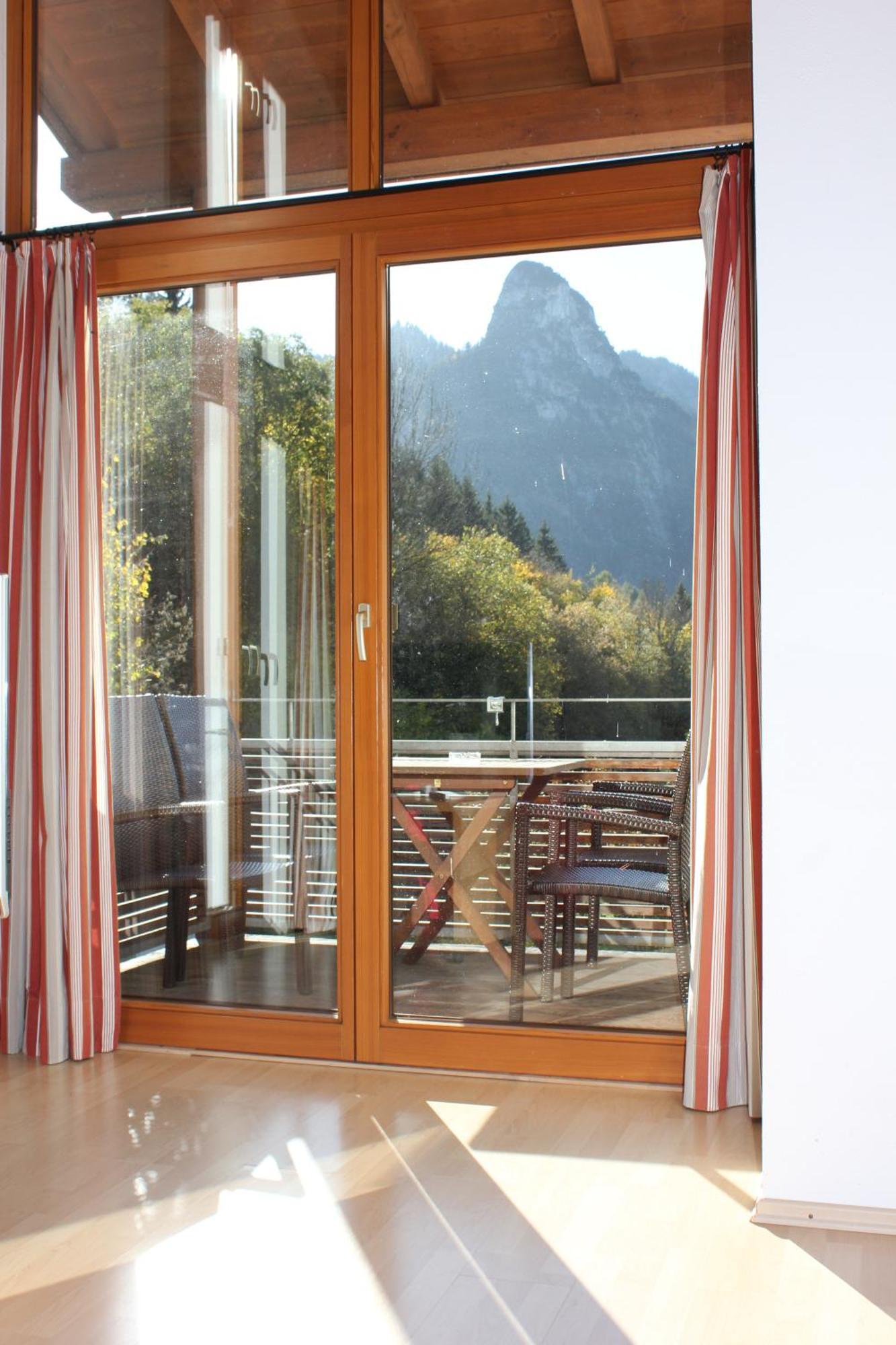 Ferienwohnungen Almrausch Oberammergau Exterior foto